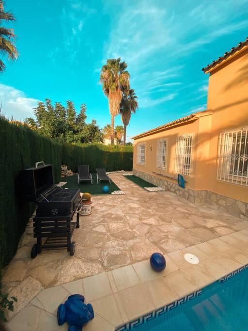 Impresionante Villa Con Piscina - Oliva Nova Eksteriør billede